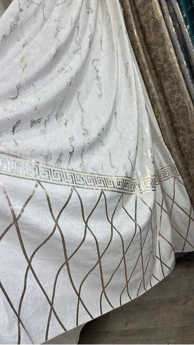 Шторы 2500 метр, в наличии