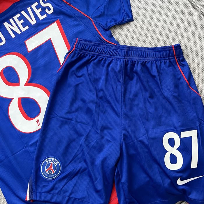 ПСЖ Vitinha #17 и Joao Neves #87 | Цял Футболен Екип PSG 26/27 | Размер L |