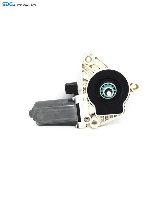 Motoras Macara Electrica de pe Usa Portiera Stanga Fata Volkswagen Golf 7 2013 - 2020 Cod 5Q4959801B [N0466]