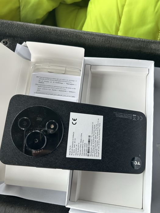 TCL 605 чисто нов телефон