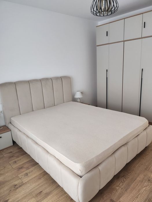 Inchiriez apartament 4 camere