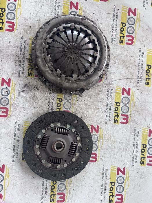 Set kit ambreaj placa disc Peugeot 208 Citroen C3 1,2 benzina HM01 HM05 2013-2019