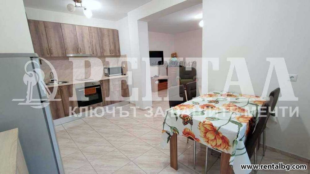 Тристаен, тухлен до Новотела с гараж