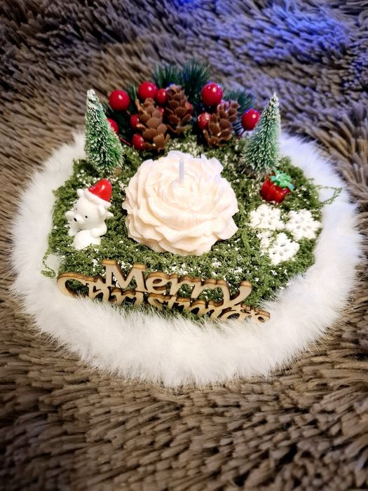 Ръчно изработена коледна декорация