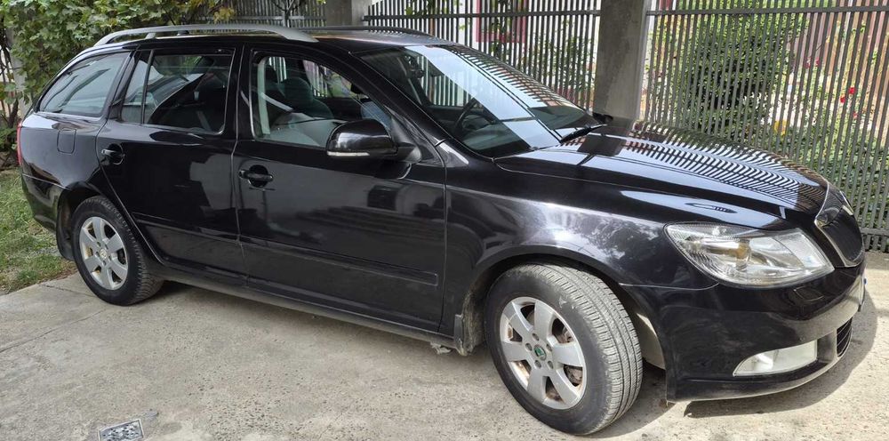 SKODA Octavia 2012 — imagine 5