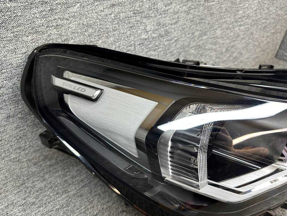 Far led adaptiv dreapta BMW X1 U11