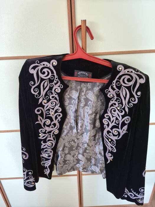 Кажекей ,көйлектер казаки на прокат