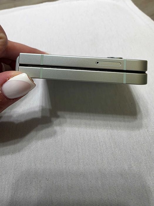 Samsung Galaxy Z flip 6