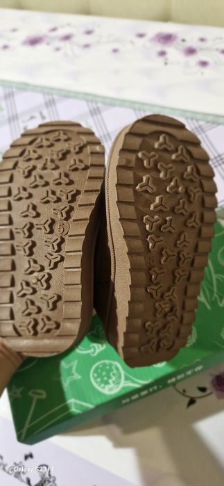 Новые зимние ботинки детские