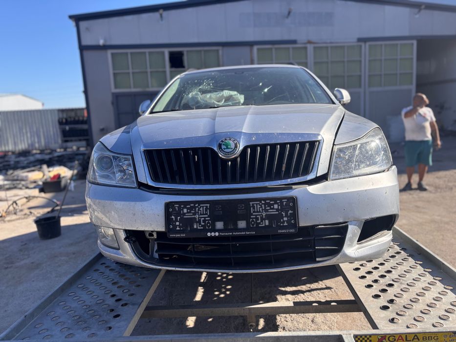 Skoda Octavia на части