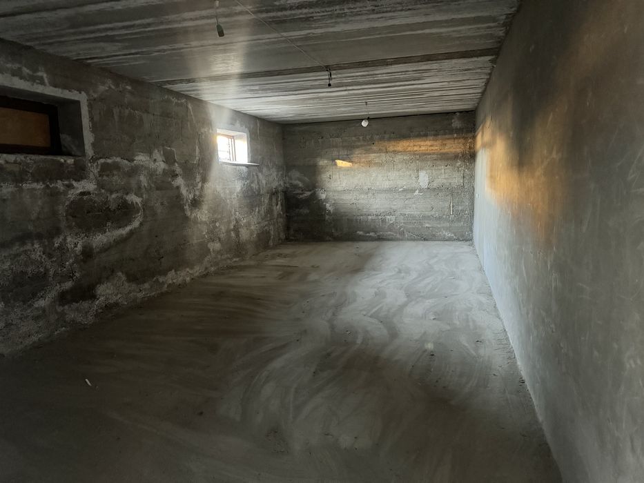 Бизнес учун бино ертуласи ижарага берилади