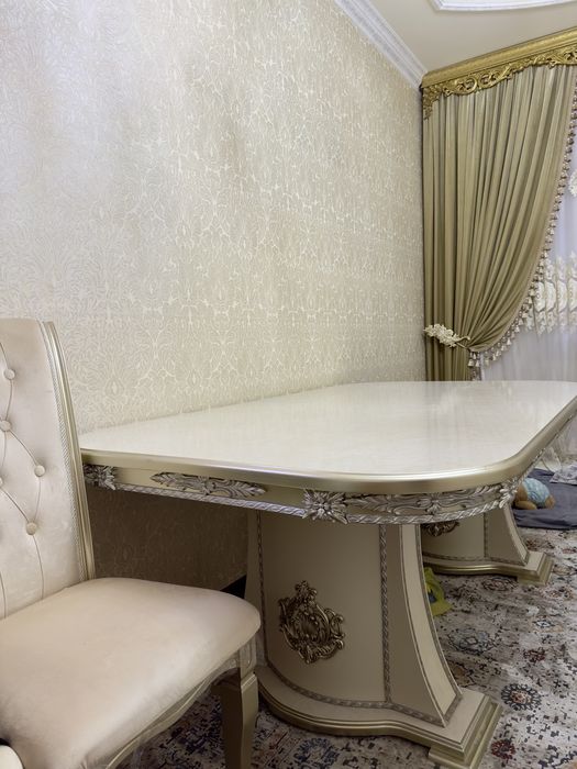 Продается стол стуля