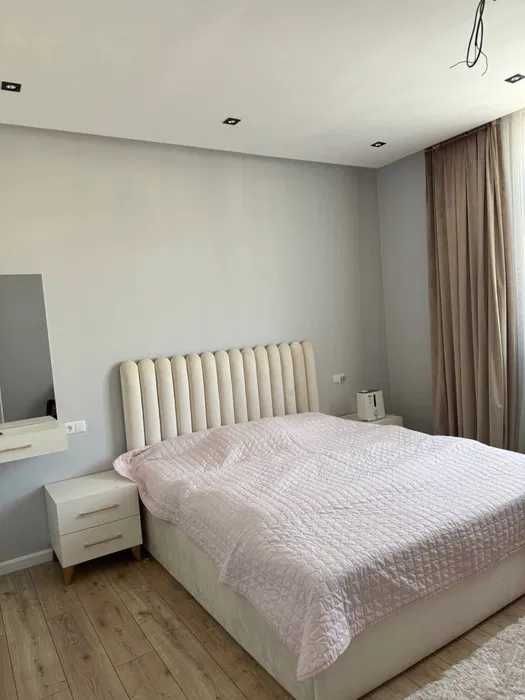 Сдаётся в аренду Евродом на Сергели 2 сотки, 5 комнат / id888 /