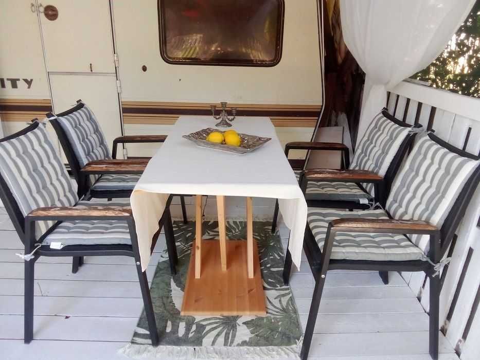 Продава каравана в Кариани, на 100 м. от брега- 8000 евро