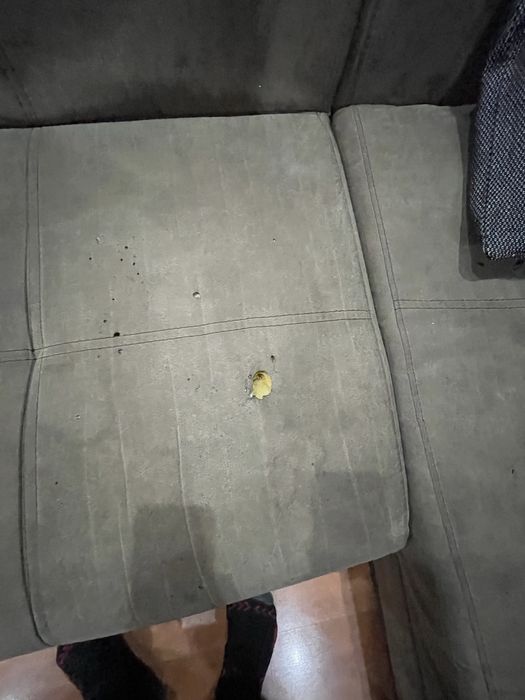 Продавам ъглов диван