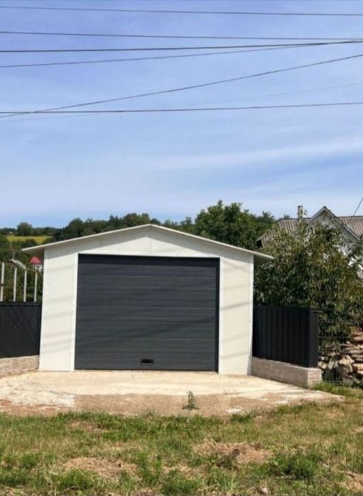 Vând garaje din panouri Sandwich