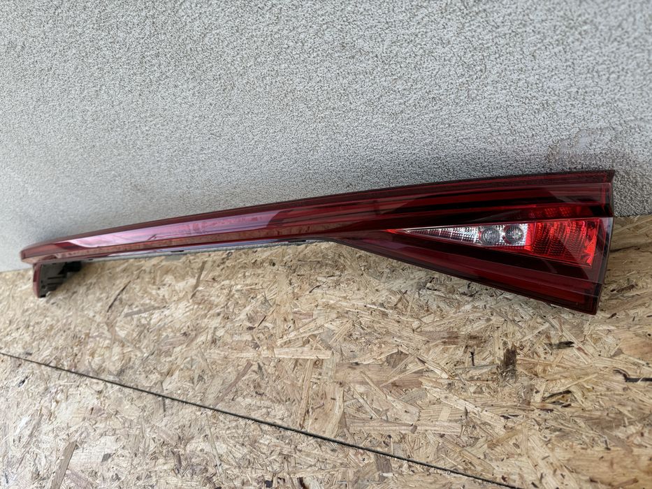 Stop lampa tripla centrala haion Seat Leon 4 CUPRA Originala Full LED