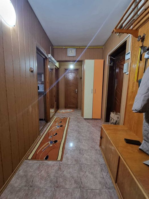 Apartament 2 camere spre inchiriere