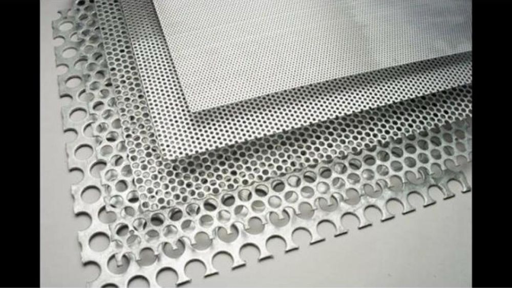 Table de aluminiu perforate