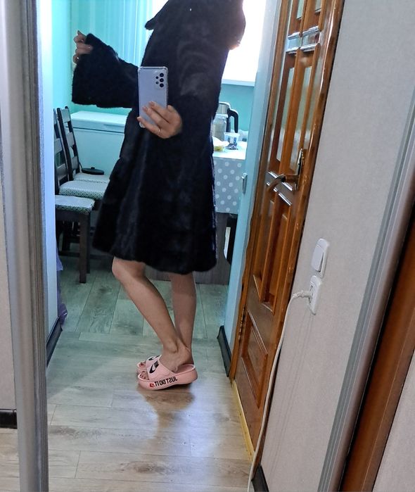 Продам норковую  шубу