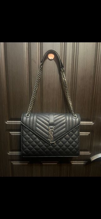 Продам Сумки-Guess,YSL и кожаную сумку