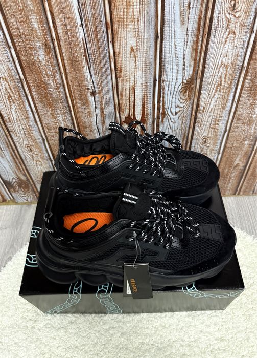 Versace Chain Reaction Black