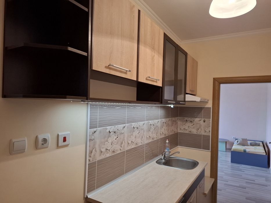 Продава се Едностаен апартамент в Пловдив, Тракия - 36 кв.м за 1063 €/кв.м - Снимка #2