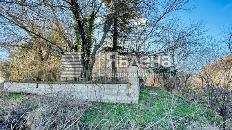 Продава се Магазин в с. Комарево, Област Варна - 5000 кв.м за 16 €/кв.м - Снимка #3