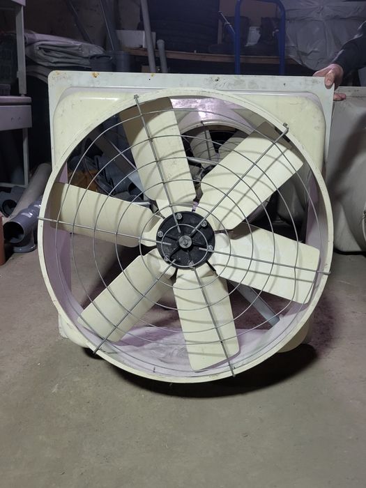 Продам промышленный вентилятор