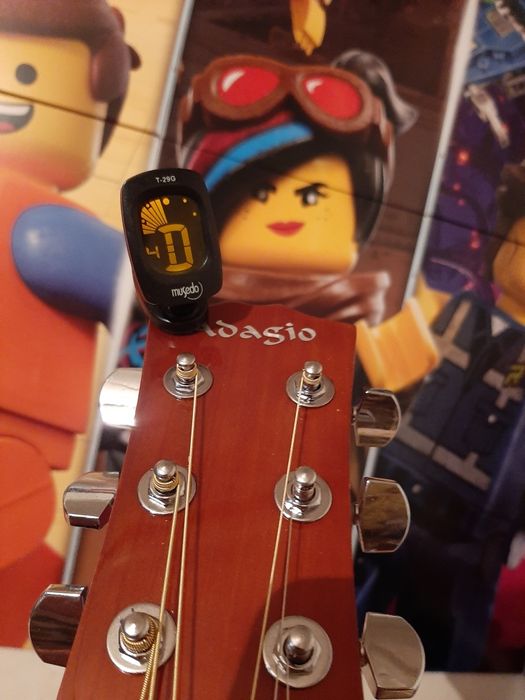 Тюнер гитары ббб