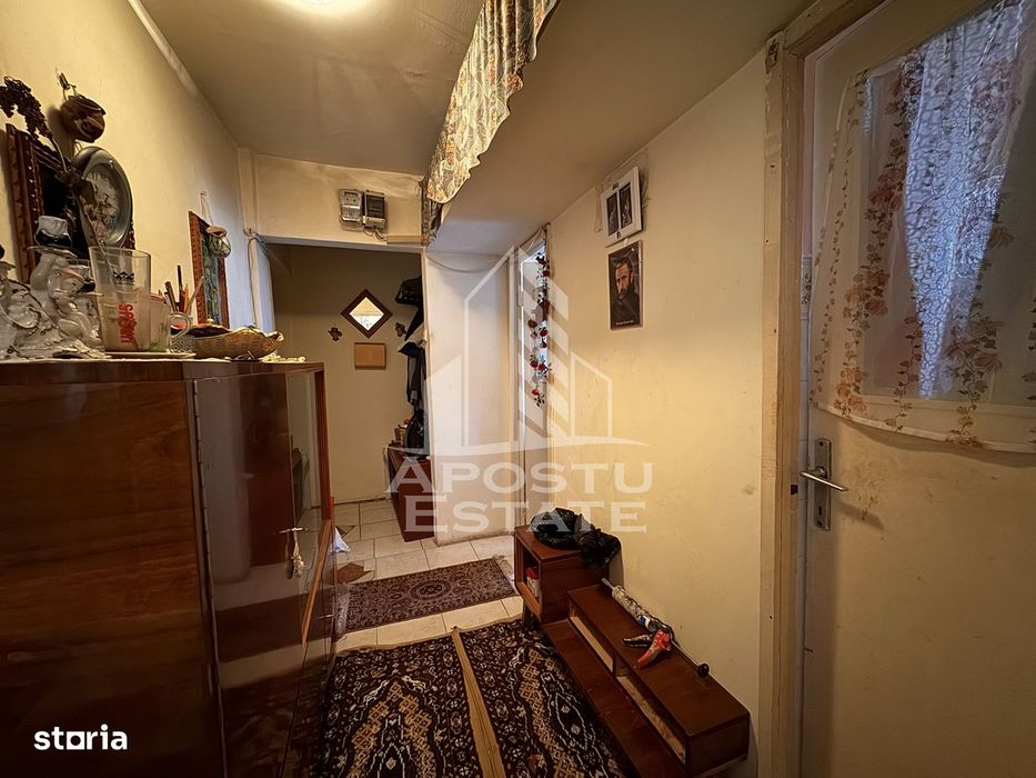 Apartament 2 camere , nedecomandat, 39mp utili, et.3/4, zona Blascovic — fotografia 1