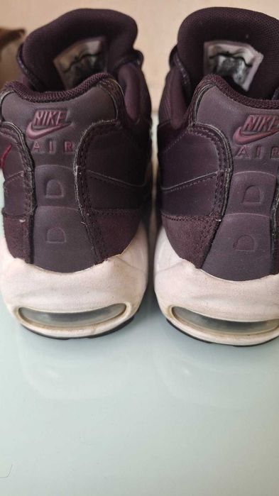 Дамски маратонки Nike Air Max 95 (Бордо) – Номер 40.5