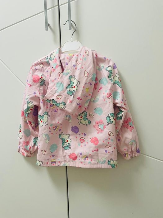 Ветровка на девочку