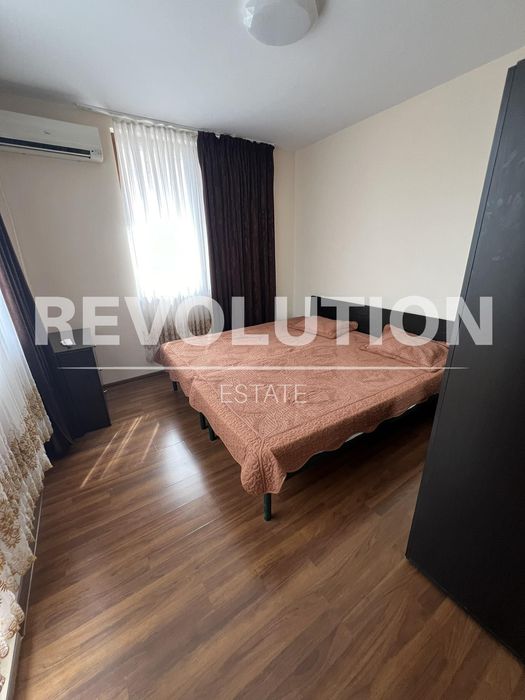 Дава се под наем Двустаен апартамент в Варна, Център - 57 кв.м за 1000 € - Снимка #3