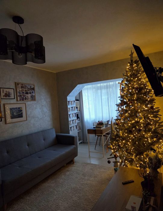 Apartament 2 camere, etaj 2, de vânzare