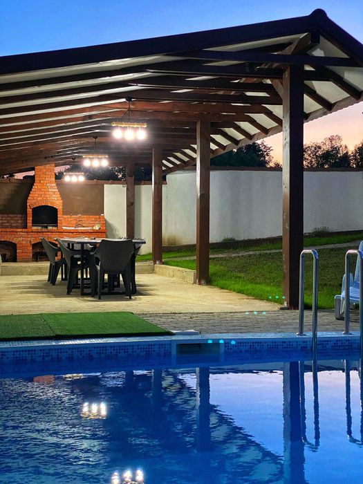 Cazare Pensiunea Vision jacuzzi piscina in Novaci Ranca Transalpina