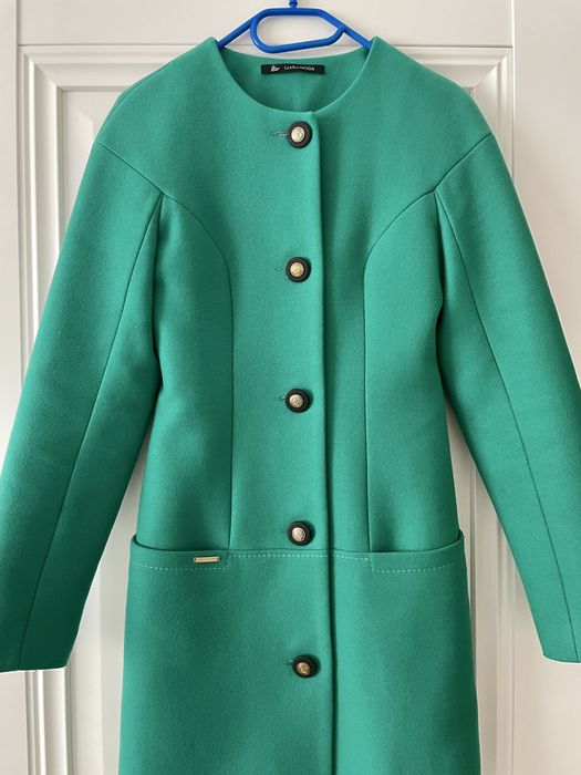 Пальто демисезонное