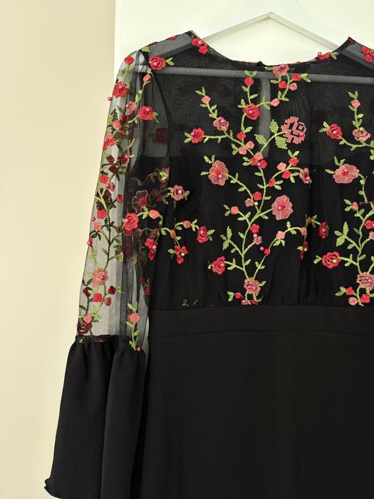 Rochie midi de ocazie