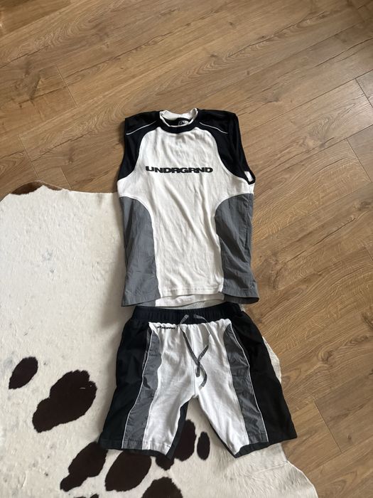 Луда екип чисто нов рядък