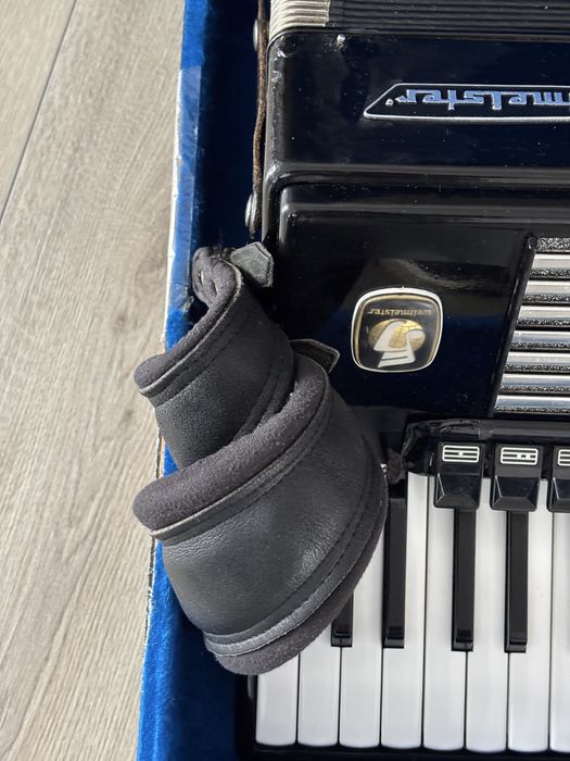Acordeon Weltmeister Stella 96 basi NOS