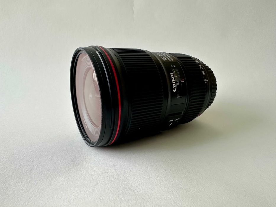 Obiectiv Canon EF 16-35 mm F4 L IS USM