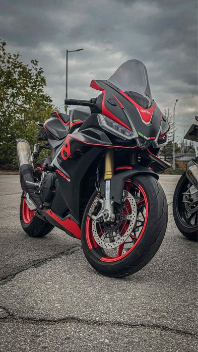 Aprilia rsv4 110