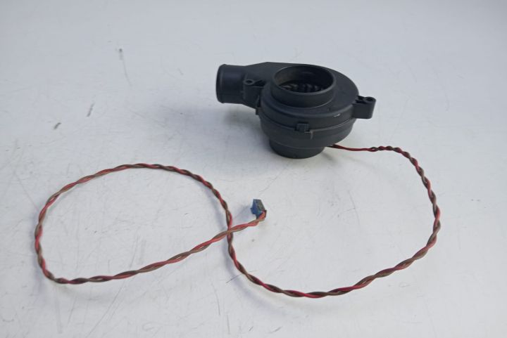 Ventilator auxiliar   pompa aer secundara 6395450095 Mercedes-Benz Vi