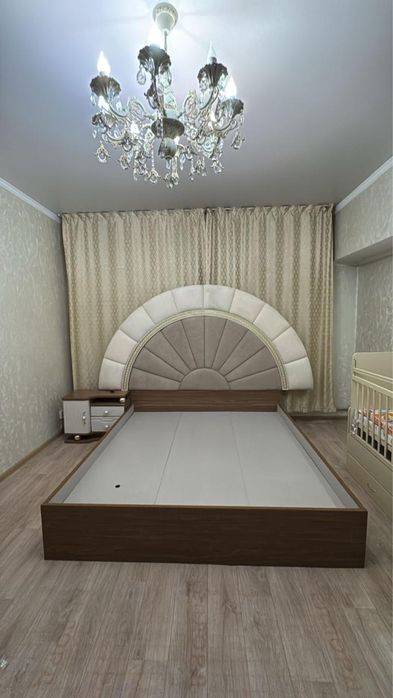 Продается спальний гарнитур