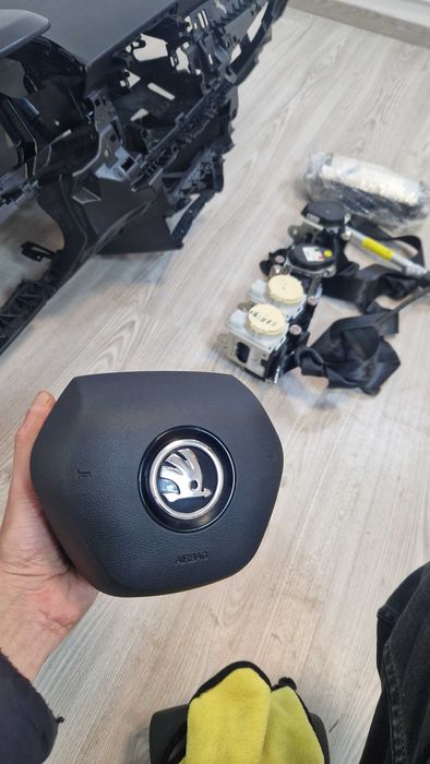 Airbag volan, pasager, centuri de siguranta, pretensioner Skoda Fabia4