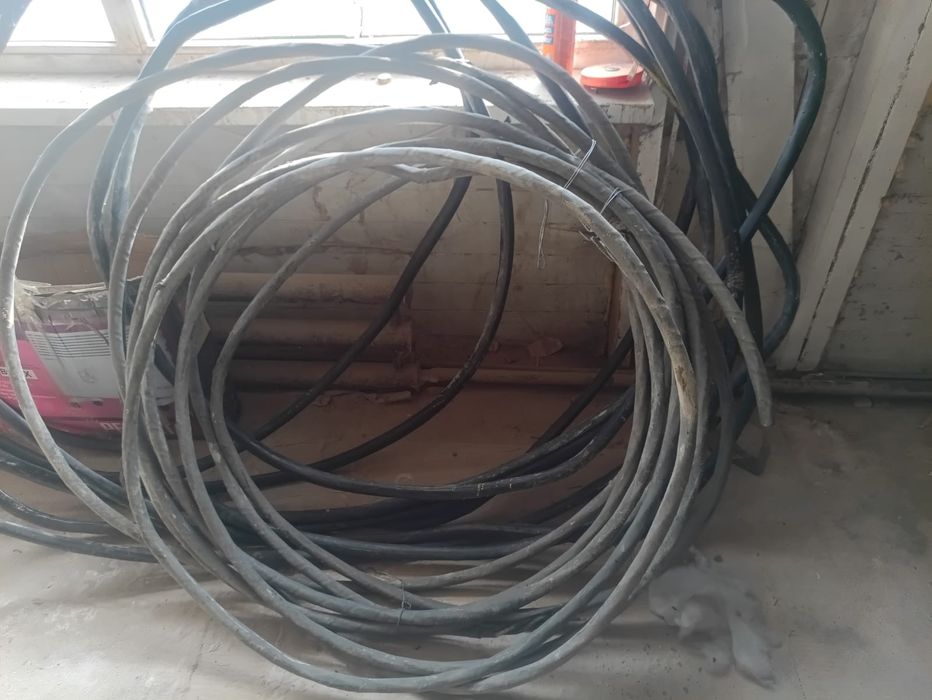 Продаю провод б/у