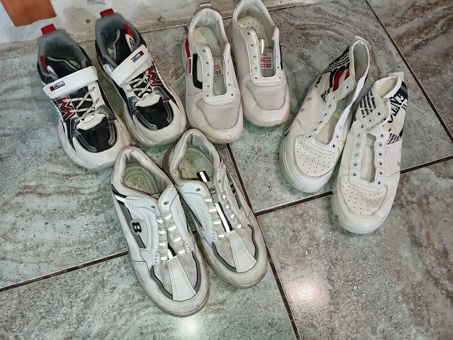 Кроссовки Отдам нуждающимся