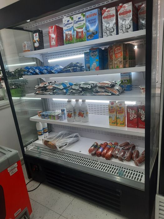 Витринный холодильник