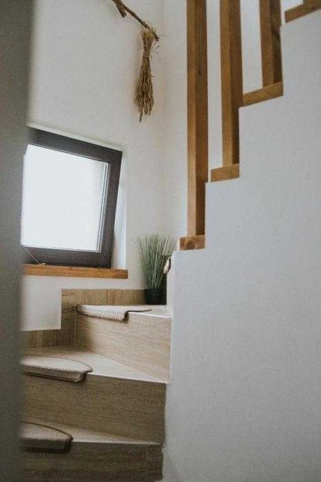 Proprietar, inchiriez casa spatioasa, cocheta, P+M, zona Branului