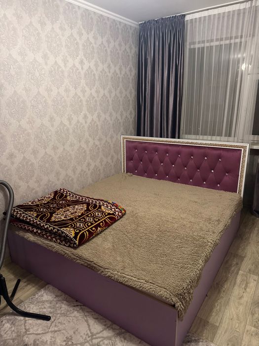 Кровать в спальню